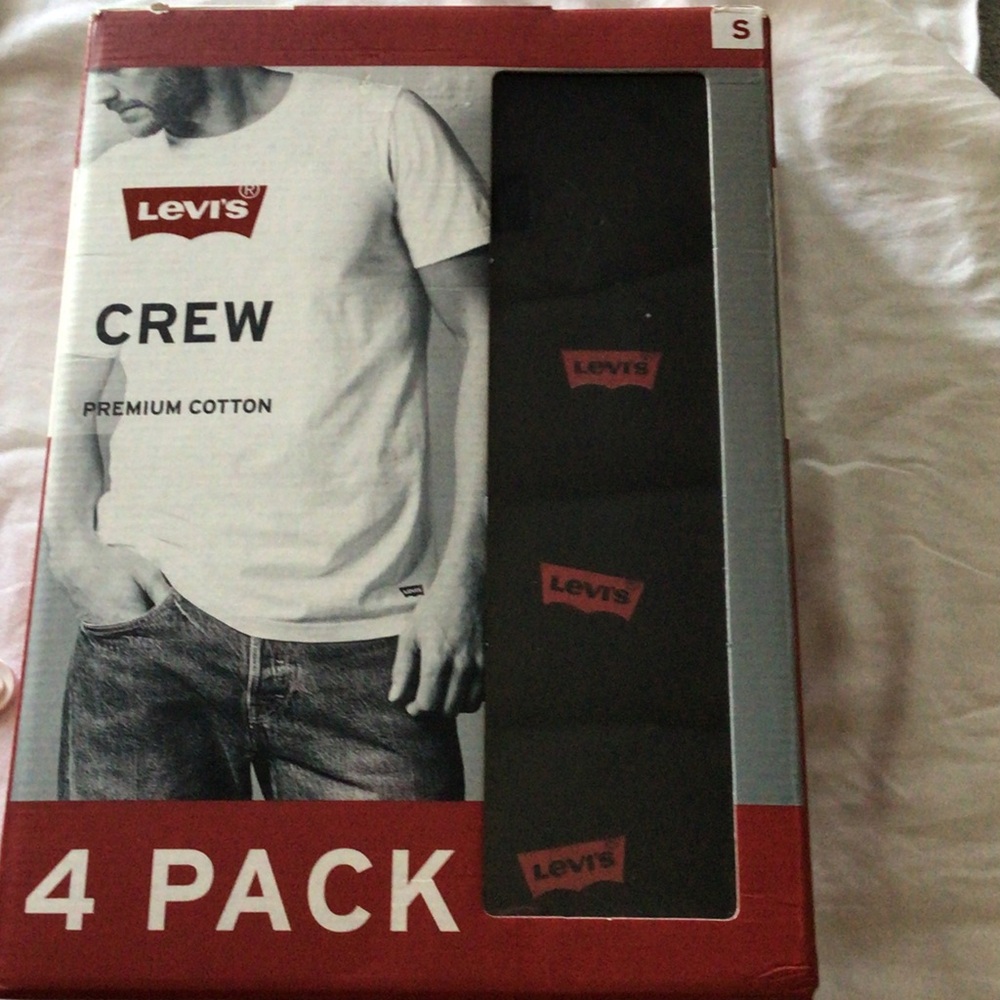 Levi's Black Crew T-Shirt 4-Pack with Red Logo